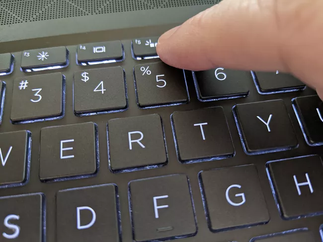 how to turn on keyboard light